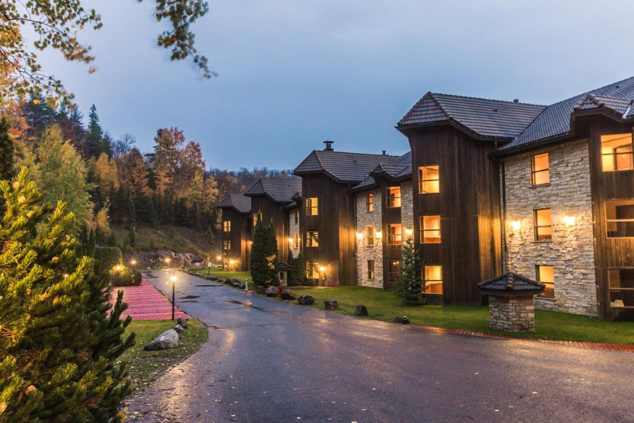 Hotel Et Centre De Villegiature Lac Carling Grenville-Sur-La-Rouge エクステリア 写真
