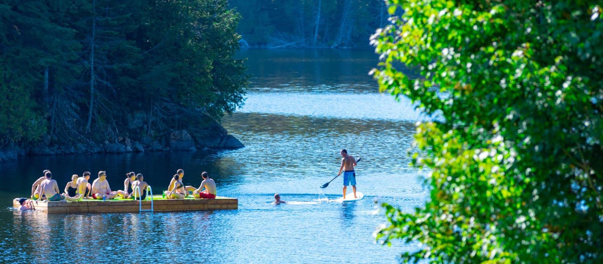 Hotel Et Centre De Villegiature Lac Carling Grenville-Sur-La-Rouge エクステリア 写真